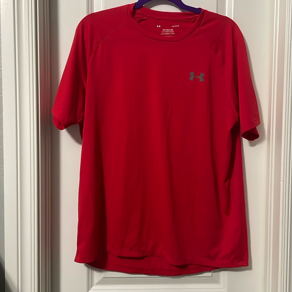 Red under Armour work out shirt